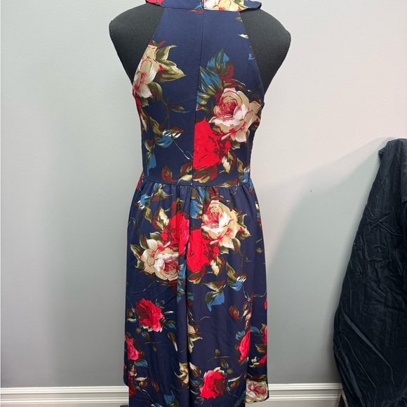 Suzy Shier Floral Sleeveless Dress - Navy and Red Size Small - Picture 2 of 7